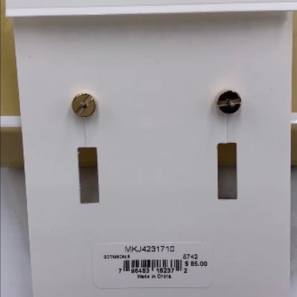 Michael Kors Gold-tone Stone Earrings NWT - Picture 4 of 5